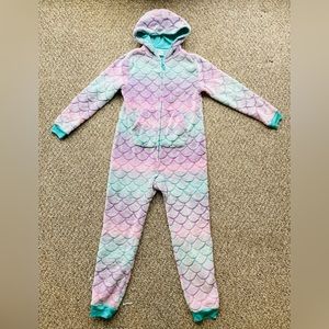 🧜🏻‍♀️ Mermaid Girls Cat & Jack Zip up Onesie (Size Large) 🧜🏻‍♀️